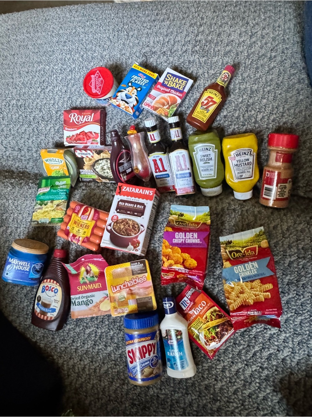 Mini brand food lot